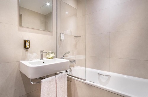 Montparnasse Hotel | Waldorf Montparnasse