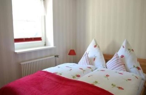 Kurort Brotterode Apartment | Waldstübchen by Interhome