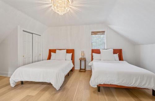 West Chatham House | Walk 2Beach, Pool, Hot Tub, GameRoom, PetsOK