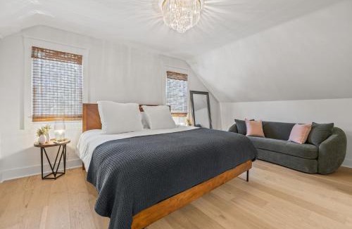 West Chatham House | Walk 2Beach, Pool, Hot Tub, GameRoom, PetsOK
