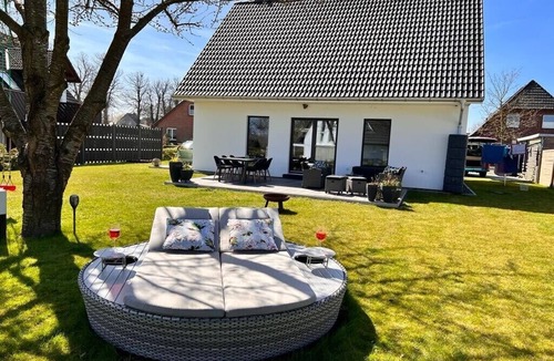 Beckerwitz House | Walking distance to the beach, Baltic Sea between Wismar and Boltenhagen (Wallbox at the house)