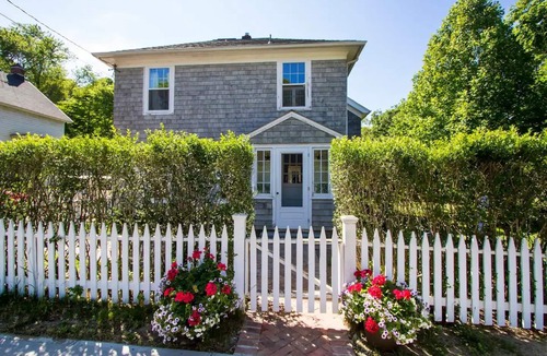 Sag Harbor House | Walk Everywhere In Sag Harbor Village - watch sunsets on the Pond +Pickleball