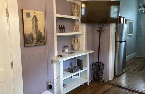 Charleston Historic District House | Walk Everywhere!