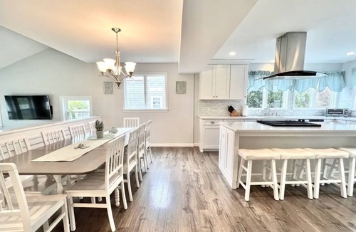Popponesset House | Walk: Private Ocean Beach, Shops, Dining, Mini-Golf! Modern Home, 5-Star Reviews