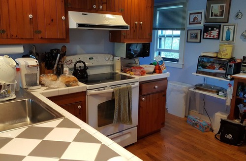 Eel Point House | WALK THROUGH THE MOORS BY LONG POND TO DIONIS BEACH PRICE REDUCTION AUG 15-SEPT5