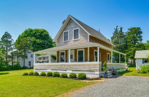 Pocasset House | Walk to 2 Beaches! Group-Friendly Pocasset Home