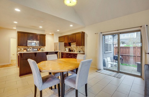Harlow House | Walk to Autzen Stadium, 3 Mi to UO! Home w/Patio