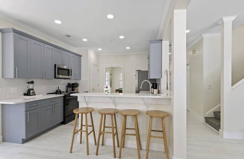 Crystal Beach House | Walk to Beach, Game Rm, Pool, Cart Incl - Aquamare
