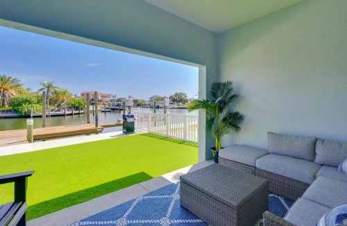 Hudson Beach Estates House | Walk to Beach! Waterfront Hudson Townhome