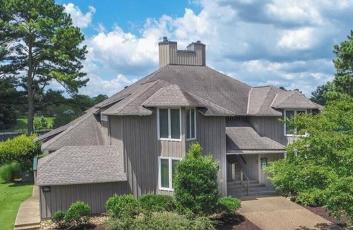Kingsmill Condo | Walk to beaches, large beautiful 2bdrm two bath, "Kingsmill on the James"