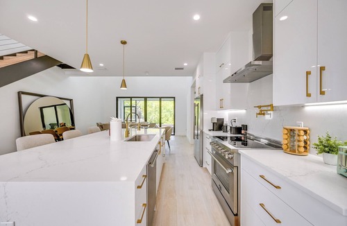 East Naples Cottage | Walk to Celebration Park: Naples Home w/Pool!