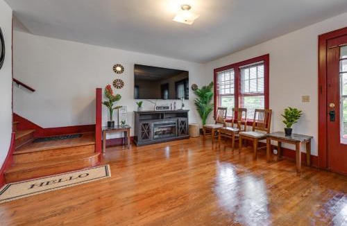Ithaca House | Walk to Cornell University Charming Duplex!