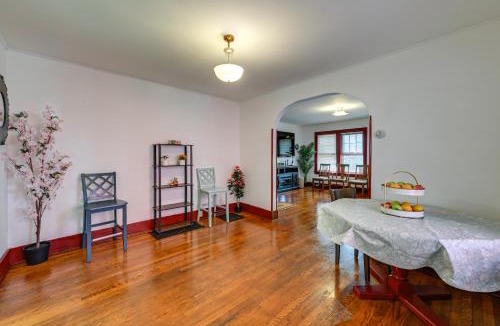 Ithaca House | Walk to Cornell University Charming Duplex!