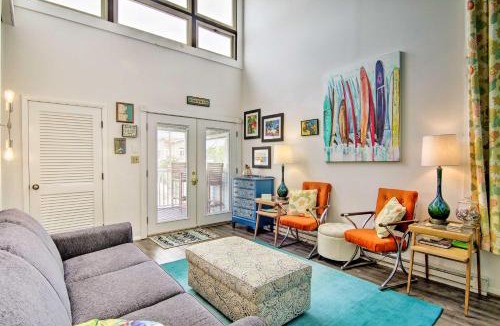 Dewey Beach House | Walk to Dewey Beach: Bright Condo w/Balcony!