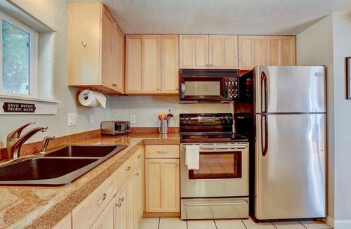 Orchard District House | Walk To Downtown & The Last Blockbuster from recently renovated home. 3 Bed/2ba