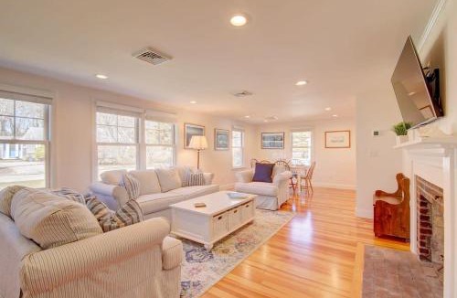 Northwest Harwich House | Walk to Earle Rd Beach Incredible Patio