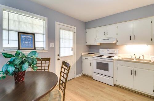 Brookhaven House | Walk to Eats & Entertainment: Home in Brookhaven