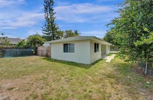 Delray Beach Apartment | Walk to everything in Delray Beach