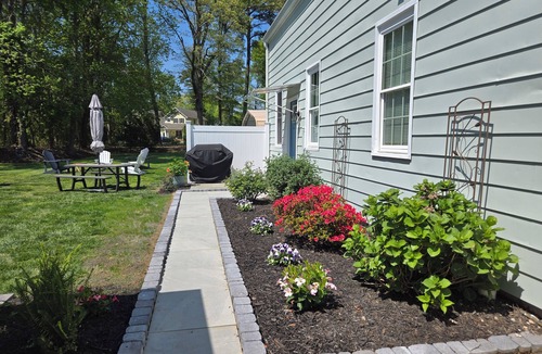 Rock Hall Apartment | Walk to everything Rock Hall from this 1st floor apartment. Sleeps 4!