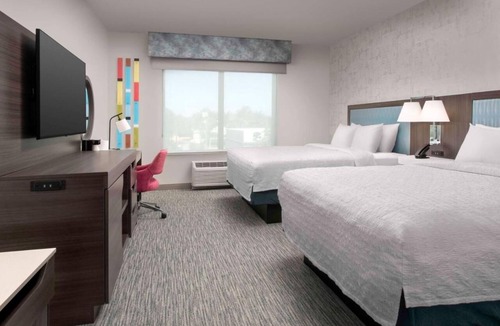 Pineapple Grove Arts District Hotel | Walk to Everything – 3 Cozy Delray Units Near Beach, Cafés, and Galleries