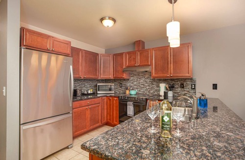 Downtown Leavenworth Condo | Walk to EVERyTHING! We Have A/C ~ Condo K2