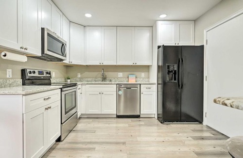 Orient Park Apartment | Walk to Hard Rock Casino: Cozy Studio!