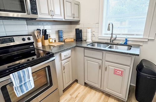 Downtown Historic District House | Walk to Historic District, Pets OK, Free Parking, Fire Pit, Laundry, + Porch