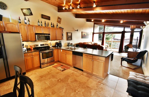Dillon Condo | Walk to Lake, Rec Path, Amphitheater! Spacious Unit, Big Deck. Near Shops