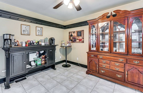 Huntingburg House | Walk to League Stadium: Huntingburg Family Home!