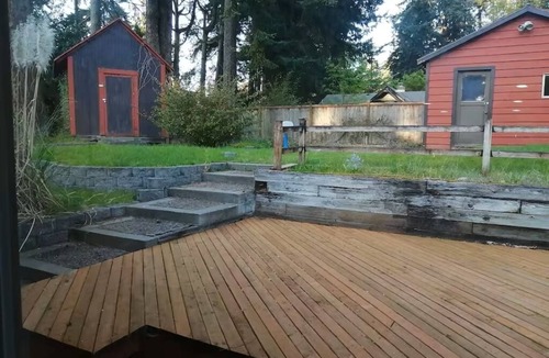Shoreline Apartment | Walk to Light Rail - Spacious Suite w/Private Entry & AC