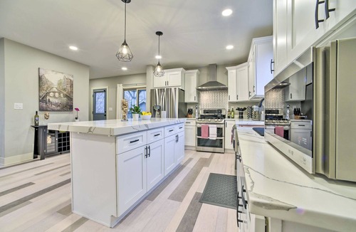 Clawson House | Walk to Main St! Sunny Clawson Home w/Yard