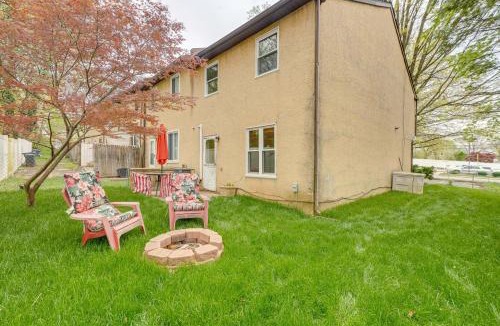 Willow Grove House | Walk to Mall & Train Station! Philly Suburb Stay
