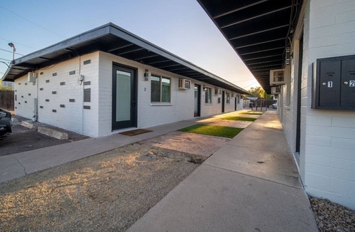 Riverside Apartment | Walk to Mill Avenue - Studio Apartment
