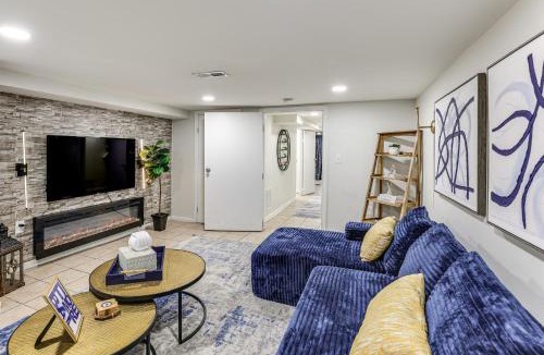 Greektown House | Walk to Patterson Park! Pet-Friendly Townhome