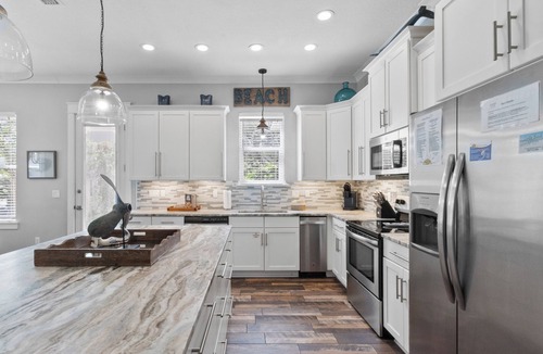 Emerald Waters Village House | Walk to private Beach, Dog Friendly, 2 Community Pools