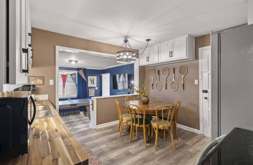 Grandview Heights House | Walk to Stadium & Campus -4BR with Game Room