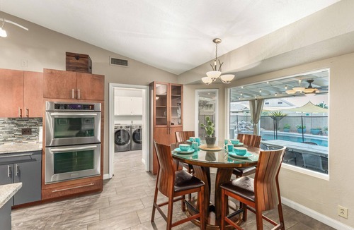 Glendale House | Walk to State Farm Stadium-Family Friendly-Outdoor Space-Heated Pool Included