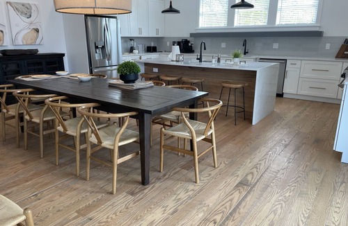 Cape May House | Walk to the Beach. Elevator. Heated Pool spa open from Mar 1-Oct 31