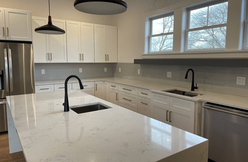 Cape May House | Walk to the Beach. Elevator. Heated Pool spa open from Mar 1-Oct 31