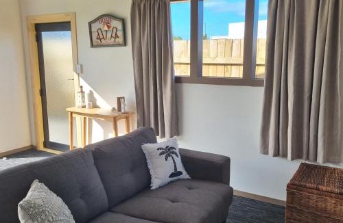 Doubtless Bay House | Walk to the beach