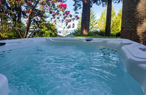Bow Apartment | Walk to The Oyster Bar: Chuckanut Dr Retreat!