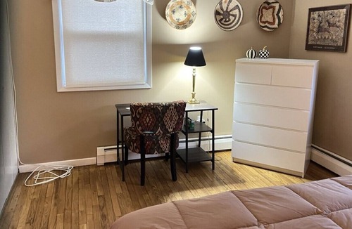 Lenox Apartment | Walk to Town