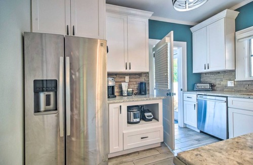 Historic Old Northeast House | Walk to Vinoy Park, Downtown St Pete, Pool, Pets