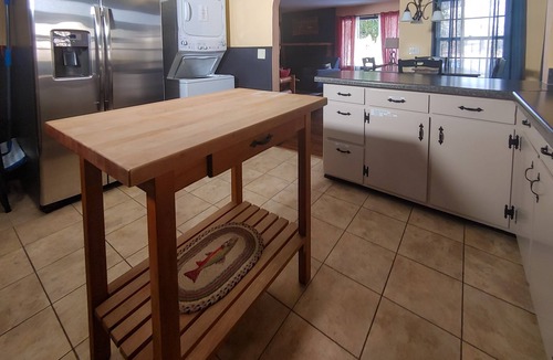 Cotter House | Walk to White River Firepit Grill on deck 3BR Retreat