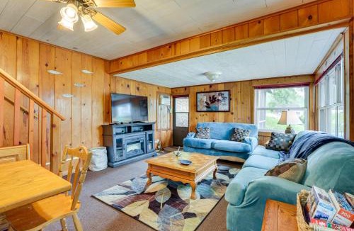 Bagley House | Walk to Wyalusing Beach: Cabin w/River View!