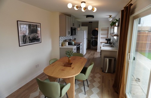 Redmond House | Walkability, centrally located, dog friendly