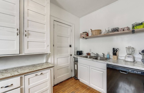 Phoenix Apartment | Walkable 3-Unit Hub: 8 Mi to Micron Technology!