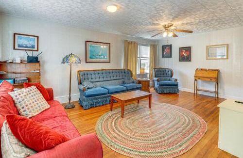Tangier House | Walkable Beach Retreat on Chesapeake Bay!