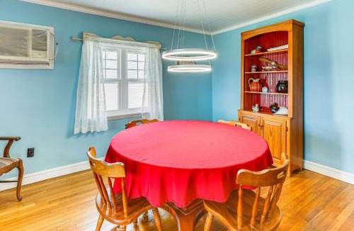 Tangier House | Walkable Beach Retreat on Chesapeake Bay!