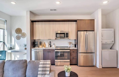 Pendleton Apartment | Walkable Downtown Studio Near Findlay Market